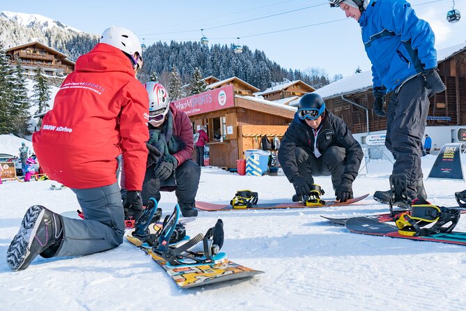 1-Day Beginner Snowboard Package in Grindelwald - Food, warmth, and what to pack