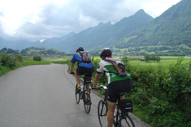 10 Days Riding Challenge Tour across Switzerland - Day 1 in Geneva: setup before the miles begin