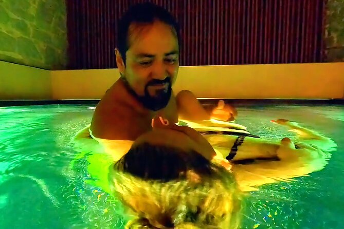 2 Hour Floating Harmony Couples Course - Inside the private pool with Roberto