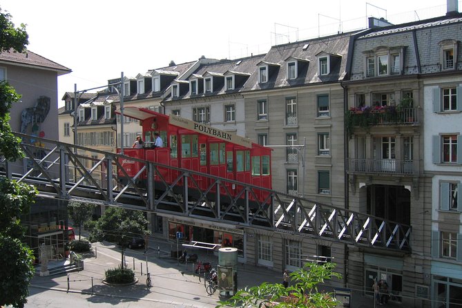 3 in 1: Zurich Walking Tour - Cruise on the Lake - Cable Car Ride to Felsenegg - Public transport turns the city into part of the tour