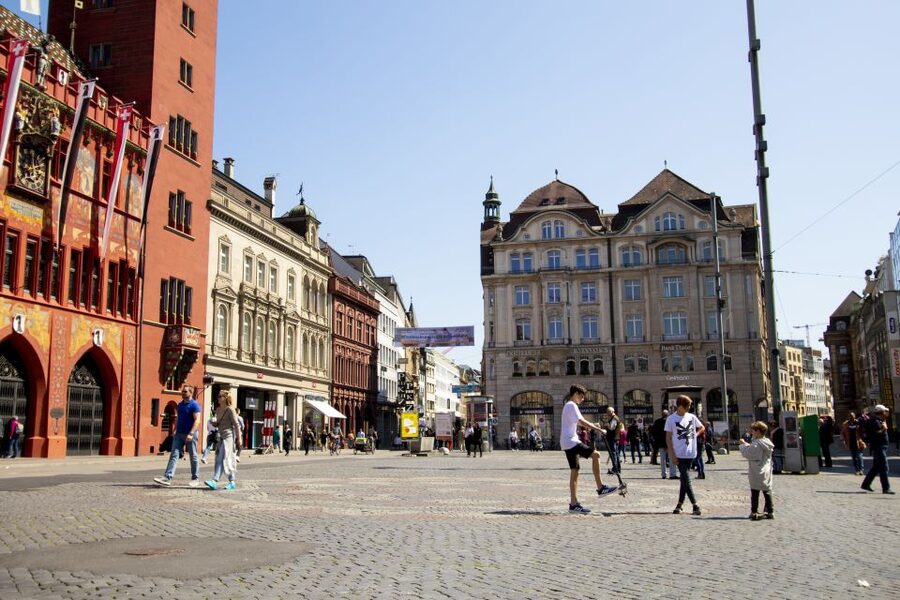 Basel: Express Walk with a Local in 60 minutes - Key points at a glance