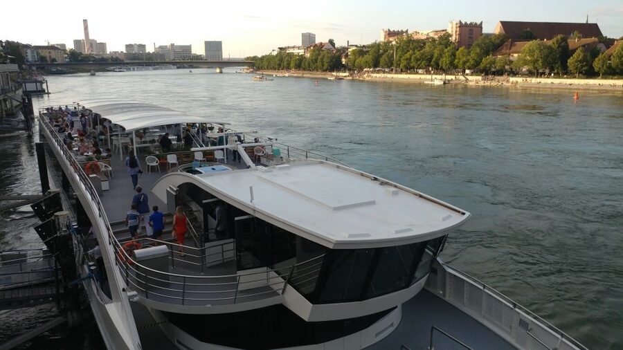 Basel: Private Walking Tour with a Local Guide - Languages and the late-booking warning