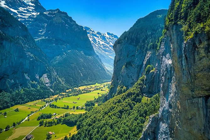 Best of Bernese Oberland Tour from Zurich - Lauterbrunnen brings the classic valley view