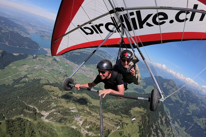 Birdlike Hang Gliding Lucerne - Cruising, turns, and the option to face your fears