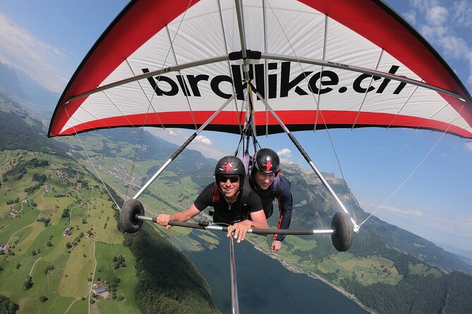 Birdlike Hang Gliding Lucerne - Photos and video for CHF 40