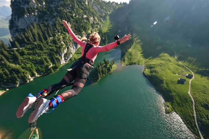 Bungy Jump Stockhorn with OUTDOOR - A cable car, a mountain lake, and one big decision