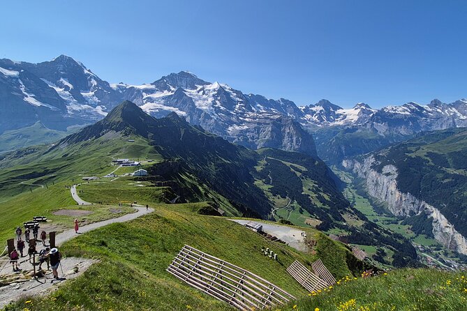 Cheese and chocolate on mountain summit - Who should book this experience?