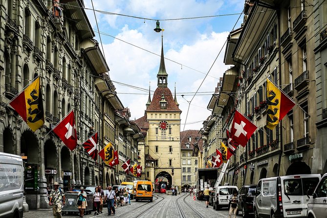 Cheese, Chocolate and Wine in the Bern Region from Luzern - Bern in two hours