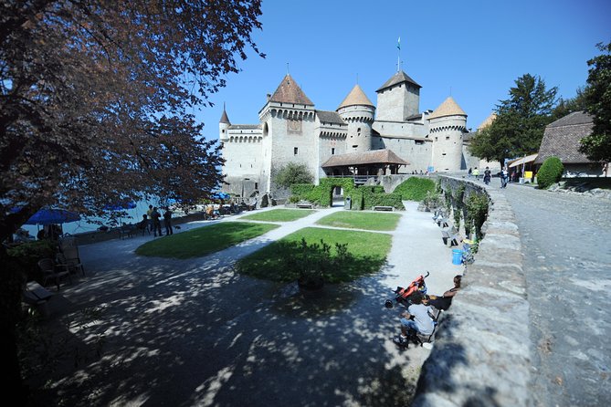Chillon Castle Entrance Ticket in Montreux - How long should you allow?