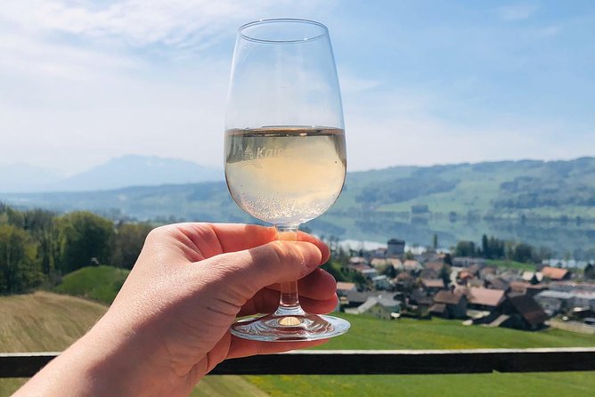 Chocolate, Cheese and Wine Tour in Luzern region - Cheesemakers, dairies, and the rural side of Swiss food