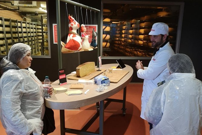 Chocolate, Cheese and Wine Tour in Luzern region - Vineyards near Lucerne and the third taste of the day