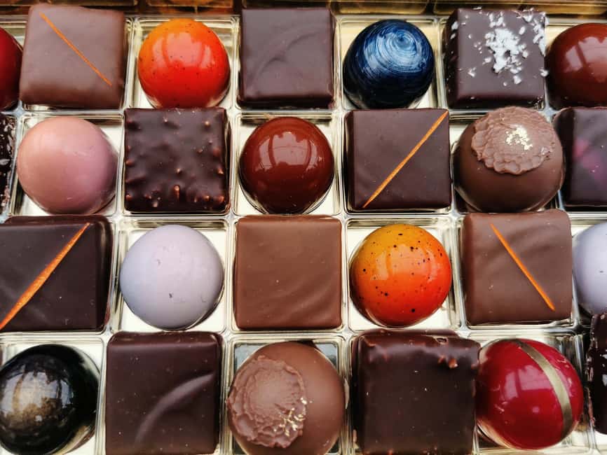 Chocolate Flavors Walking Tour of Geneva - Key points at a glance