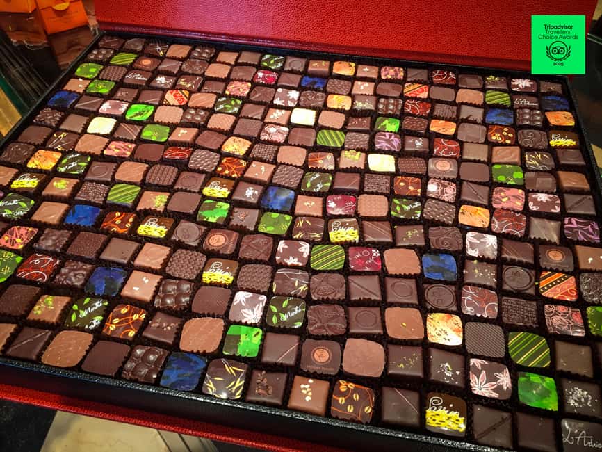 Chocolate Flavors Walking Tour of Geneva - From classic pralines to award-winning cake