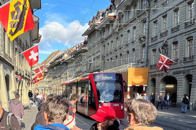 Chocolate tour in Bern with chocolate tasting - What this Bern chocolate walk is really about