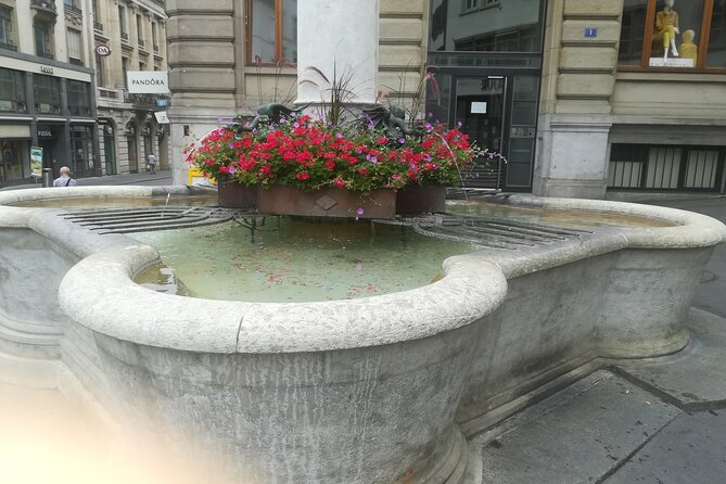 City tour Basel (walking tour) - Freie Strasse helps you plan your shopping