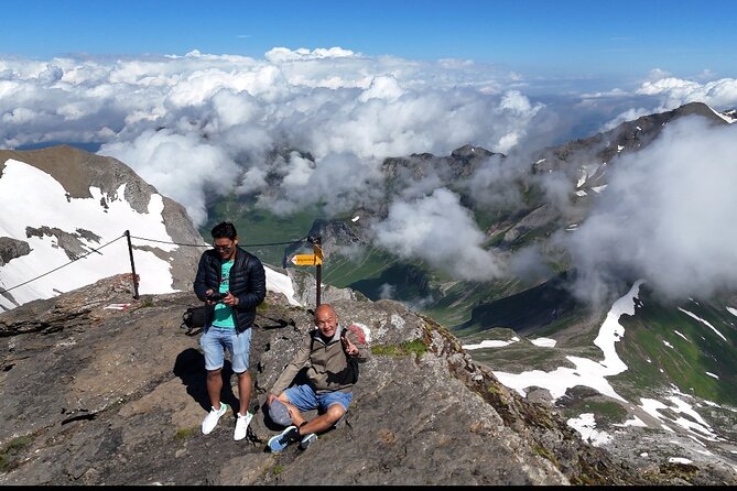 Crash Landing on you Tour with Private Transportation - Iseltwald, the quiet finish by Lake Brienz