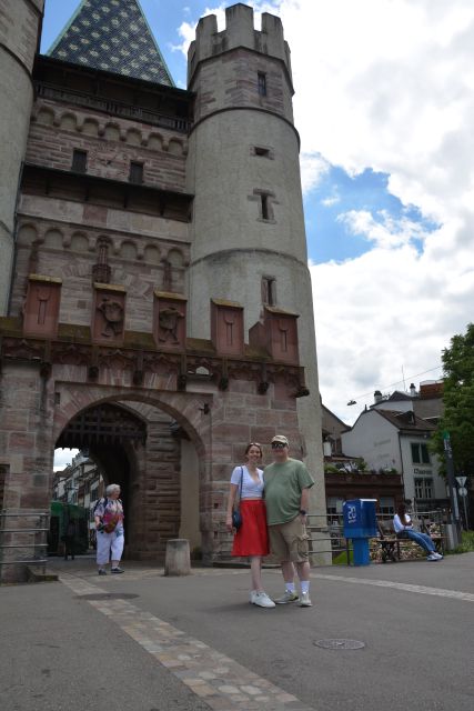 Customizable walking tour with local photographer - Grossbasel old town, with time for photographs