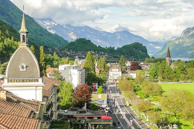Explore Interlaken in 60 minutes with a Local - Why a short walk can help in Interlaken