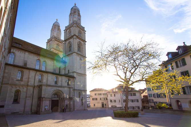 Explore the Instaworthy Spots of Zurich with a Local - Walking the colorful lanes of Augustinergasse