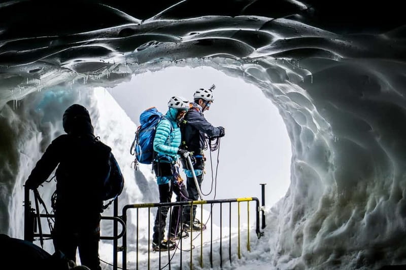 From Geneva: Chamonix, Mont Blanc & Ice Cave Guided Day Tour - The guide can make or break the schedule