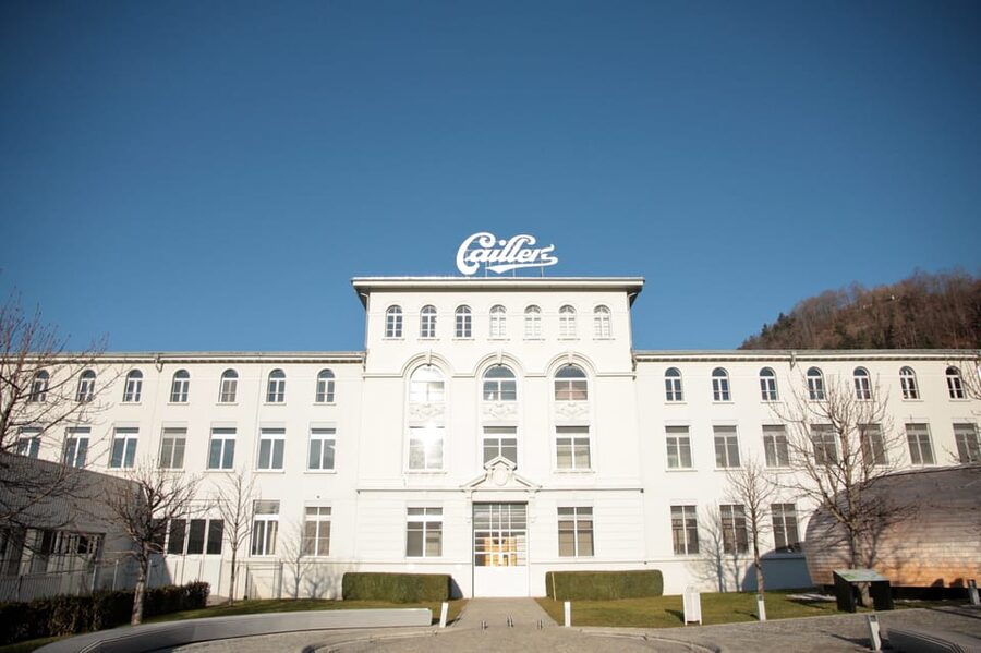 From Geneva: Gruyères Private Tour Cheese & Chocolat Factory - Gruyères old town, a small place with a strong setting