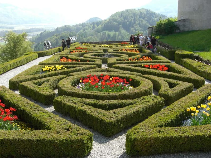 From Geneva: Gruyères Tour with Cheese & Chocolate Factories - Who will enjoy this day most?