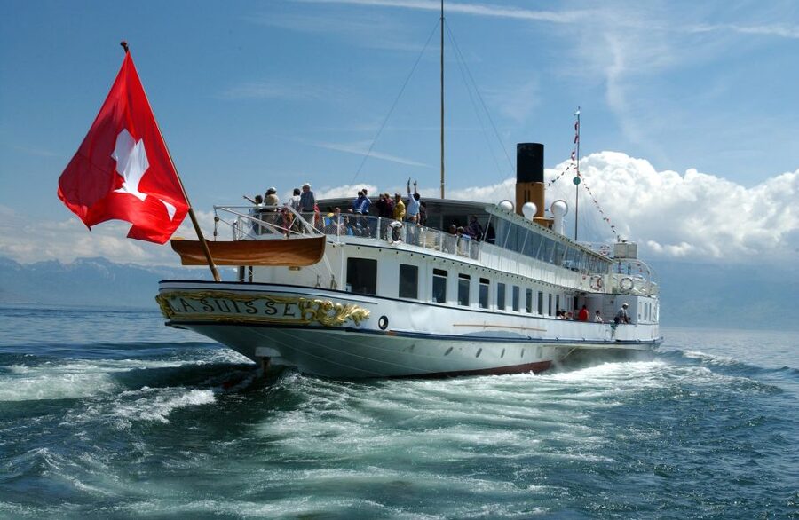 From Geneva: Yvoire medieval village & Lake Geneva Cruise - Why Yvoire makes a good half-day from Geneva