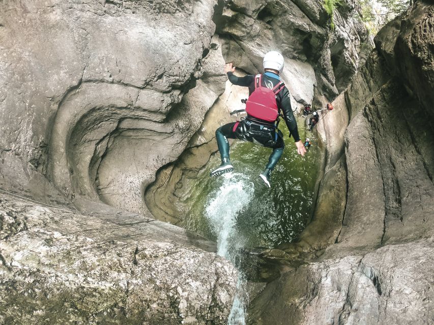 From Interlaken: Canyoning Chli Schliere - A demanding route with no easy exit