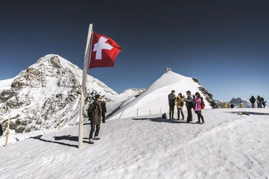 From Interlaken: Guided Tour to Jungfraujoch - Top of Europe - Returning through Wengen and Lauterbrunnen
