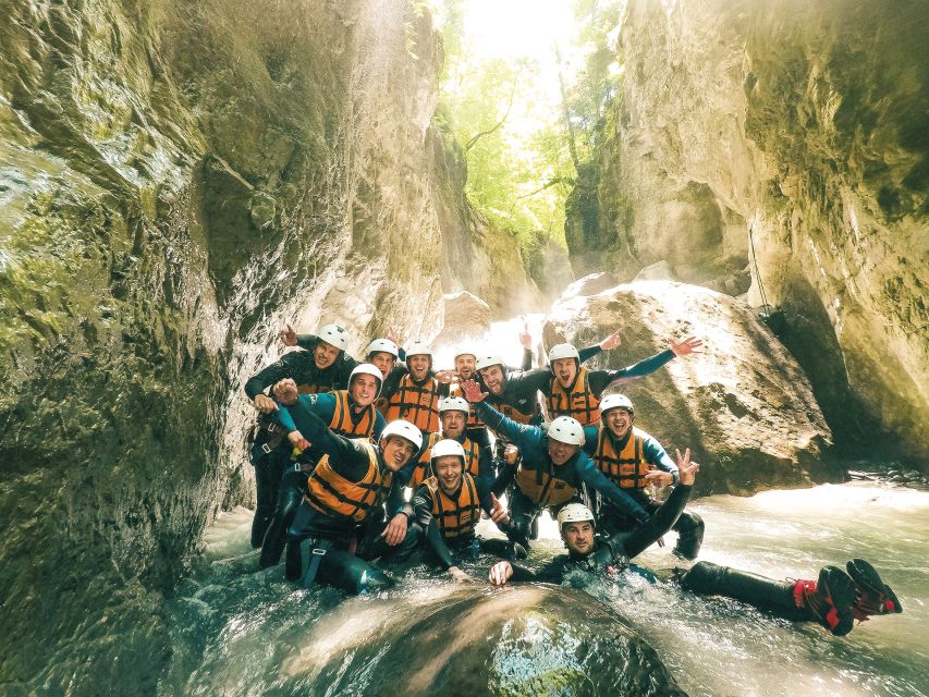 From Interlaken: Local Canyoning Trip - A 10-minute ride to the canyon