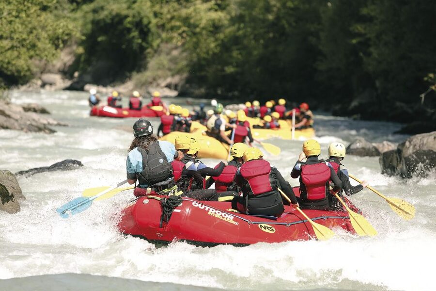 From Interlaken: Lütschine River Whitewater Rafting - Taking on the Lütschine’s grade 3 and 4 rapids