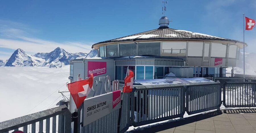 From Zürich: Exclusive Private Tour to Mt. Schilthorn - From Zürich to the Bernese Oberland by rail