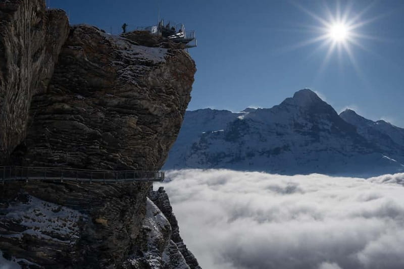 From Zurich: Grindelwald, Lauterbrunnen & Interlaken Tour - Lauterbrunnen is a quick final picture stop