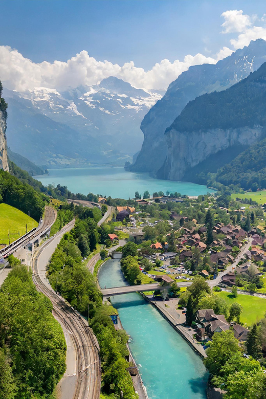 From Zurich: Interlaken and Grindelwald Private Day Tour - Lauterbrunnen: the valley stop