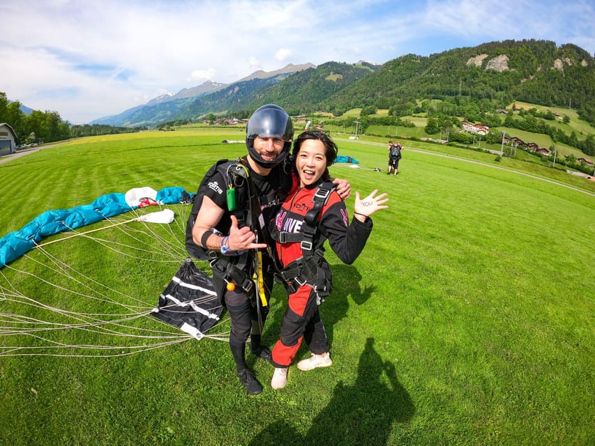 From Zurich: Interlaken Skydiving & Scenic Flight Adventure - A 15-minute flight before the jump