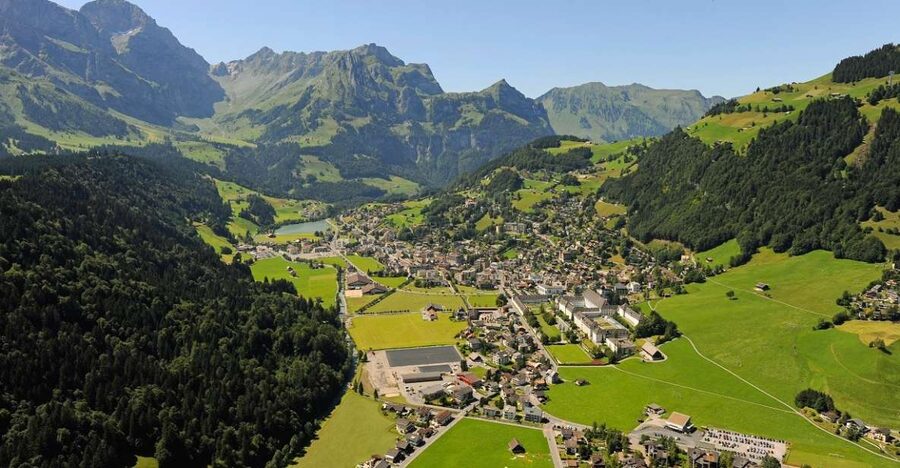 From Zurich: Lucerne and Engelberg Full-Day Tour - Engelberg monastery and village time