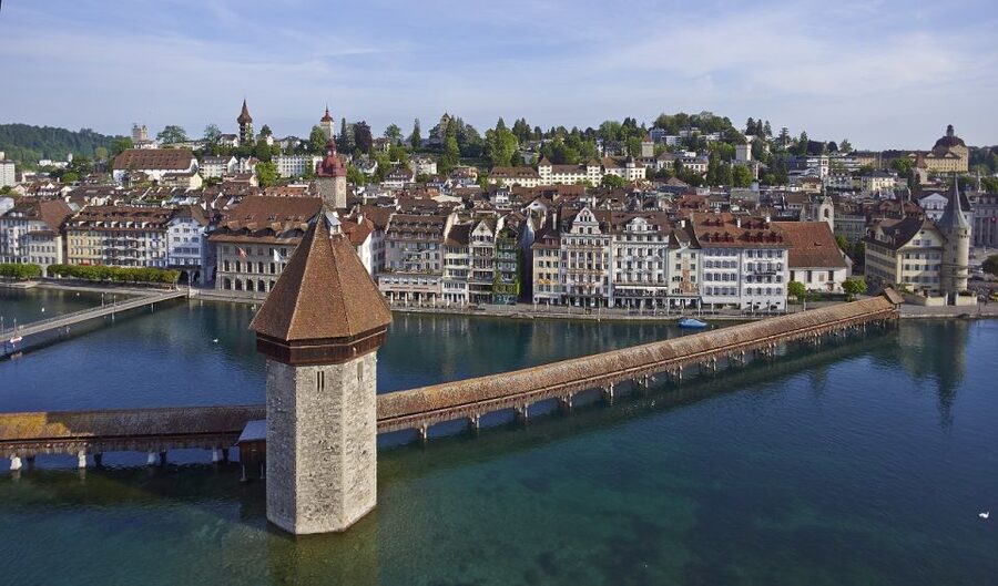 From Zurich: Lucerne and Engelberg Full-Day Tour - Choosing between a village stroll and an alpine walk