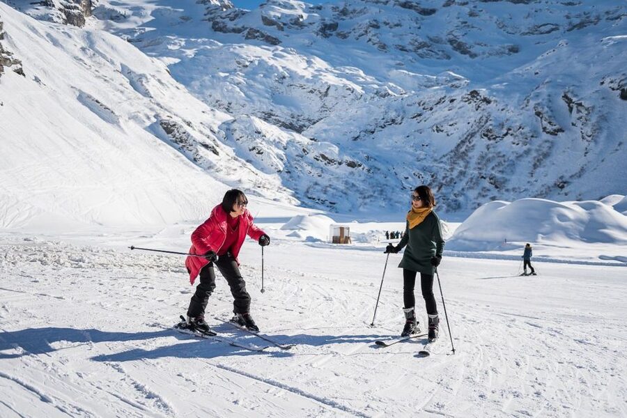 From Zurich: Mount Titlis Daytrip & first time Ski Adventure - From Zurich Sihlquai to the shores of Lake Lucerne