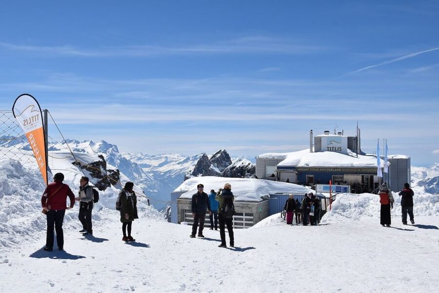 From Zurich: Mount Titlis Daytrip & first time Ski Adventure - Lucerne in about an hour