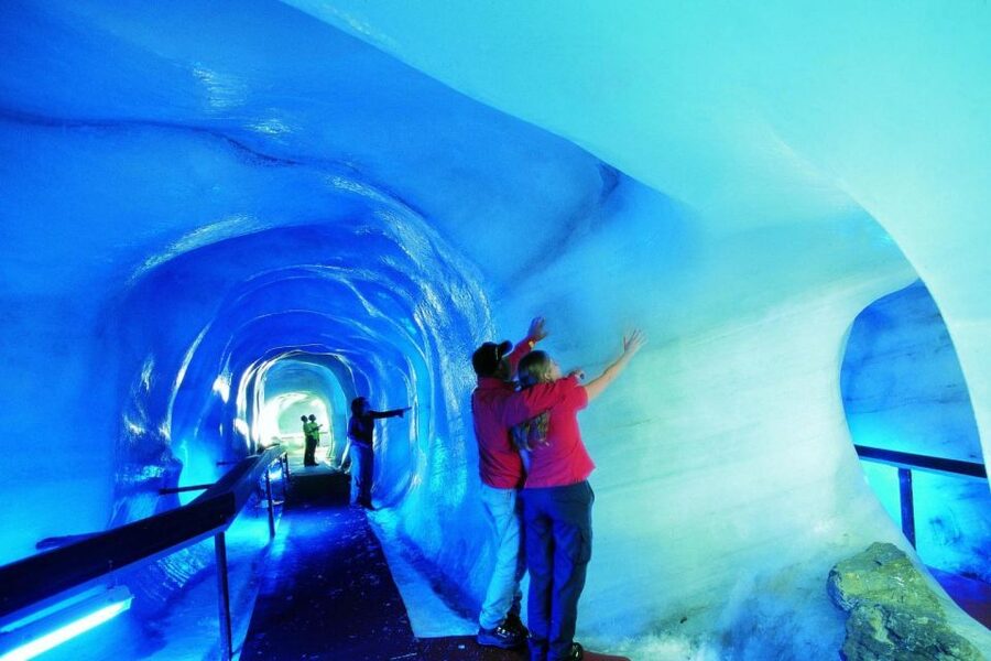 From Zurich: Mt. Titlis, Glacier Paradise, and Lucerne Tour - The guides are a major part of the experience