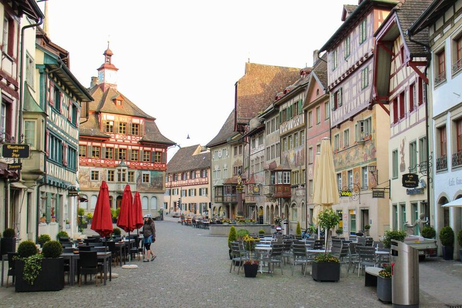 From Zurich: Private 4 Countries in 1 Full-Day Tour - Lindau: Germany’s Most Atmospheric Stop