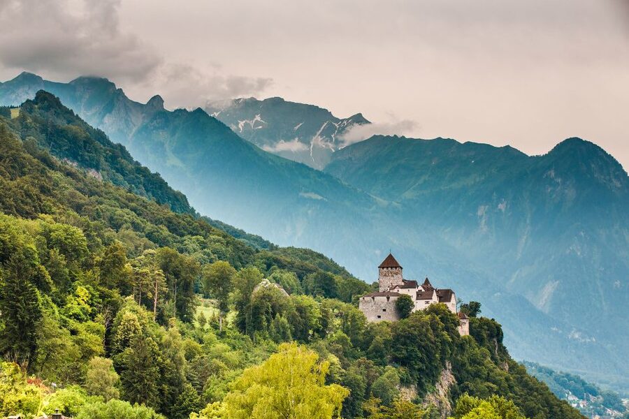 From Zurich: Private 4 Countries in 1 Full-Day Tour - Vaduz: A Small Capital With Big Mountain Views