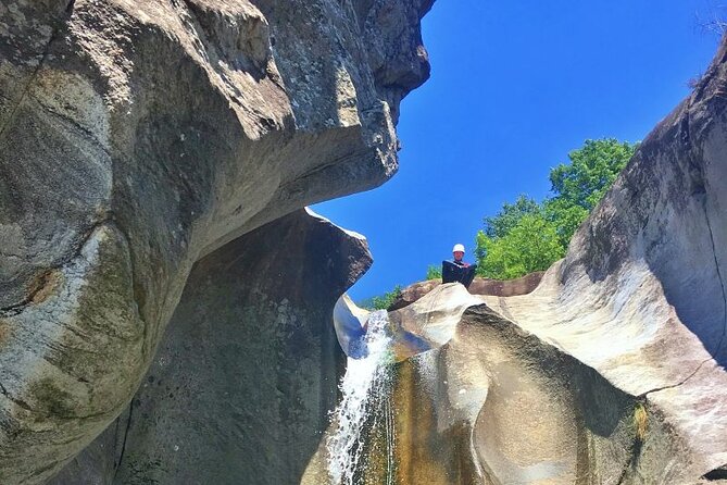 Fun and Adventure - Best beginner canyoning near Bellinzona - Who should book this canyoning experience?