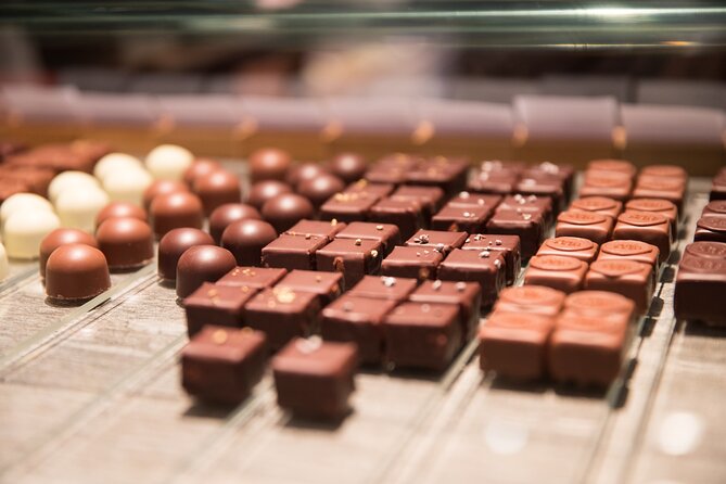 Geneva Chocolate tasting Tour in a Private TaxiBike - Favarger at Boutique Rive: a classic Geneva name