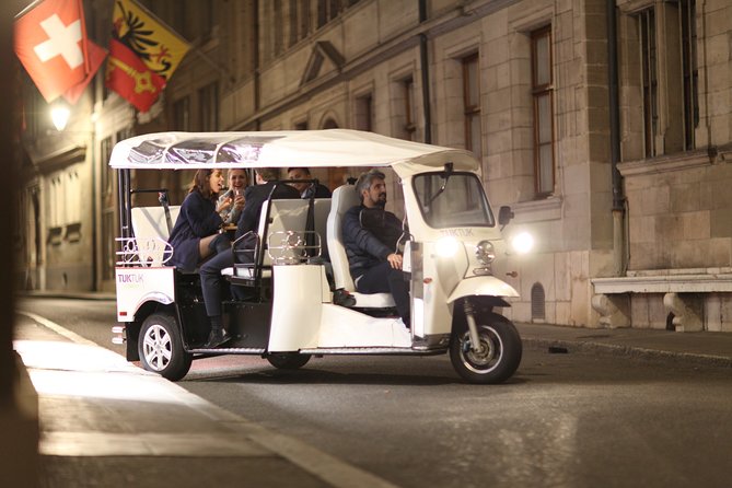 Geneva Chocolate Tour in a Tuk Tuk - Stop three: La Bonbonnière Chocolaterie