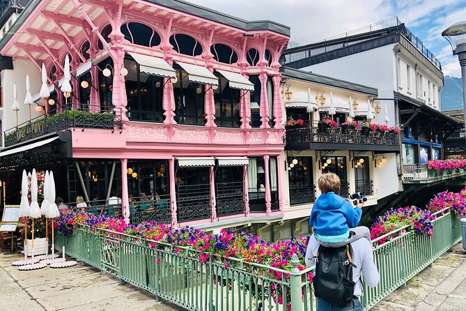 Geneva Day Trip to Mont Blanc glacier and 3860m Top - The guide and the independent portions