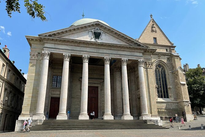 GENEVA EXCLUSIVE Complete Tour (PICK-UP), UN area & Old City - Chocolate and Swiss souvenirs on Rue du Marché
