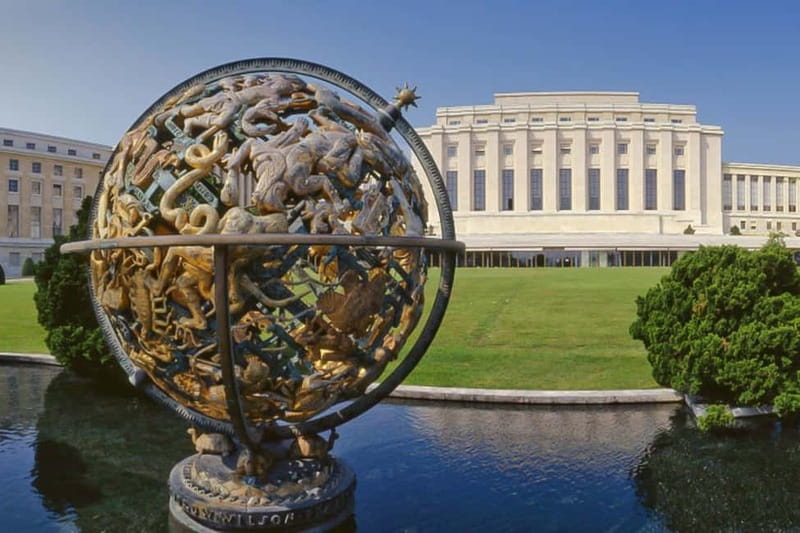 Geneva: Guided City Tour and Boat Cruise - What the $104 price really buys