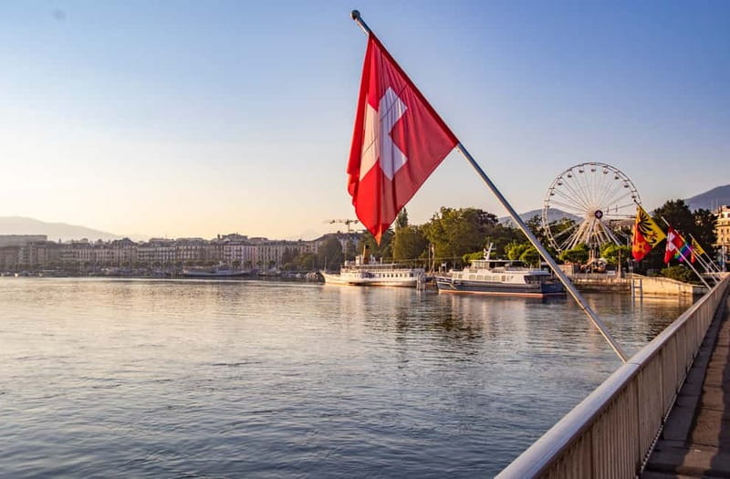 Geneva: Private Express Walk with a Local in 60 minutes - Starting beside the lake at the National Monument