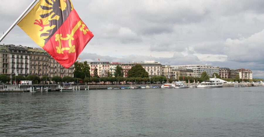 Geneva: Private Walking Tour with a Local Guide - The local corners make the private format worthwhile